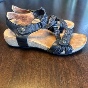 Taos Trulie Comfort Wedge Braided Strap Sandals Black 8